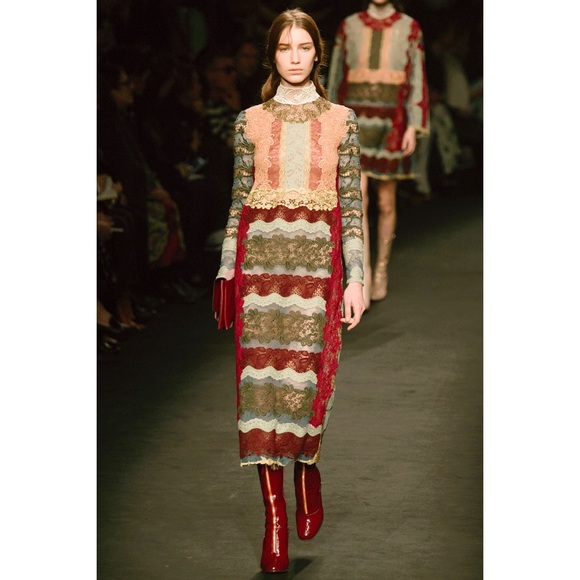 $2000 Valentino patent leather rebelle boots 37 - Picture 5 of 8